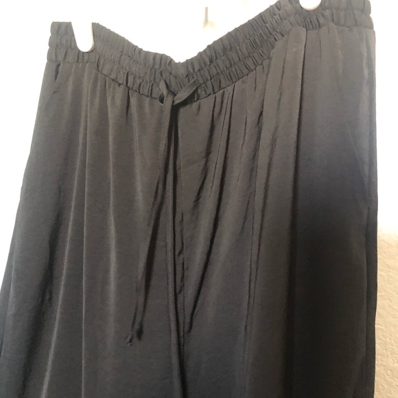 New Satin Black Pants - Picture 4 of 5